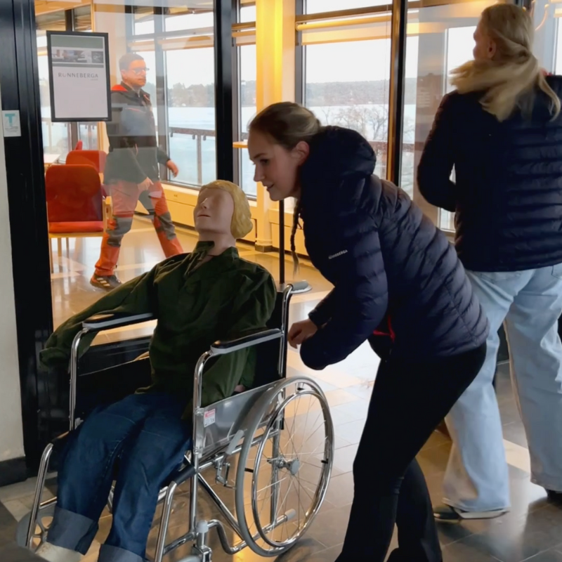 utrymningsövning rullstol