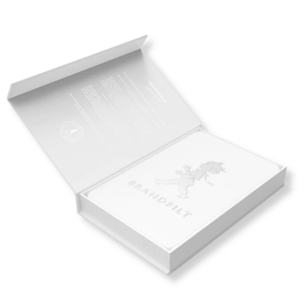 Solstickan brandfilt vit silver book case